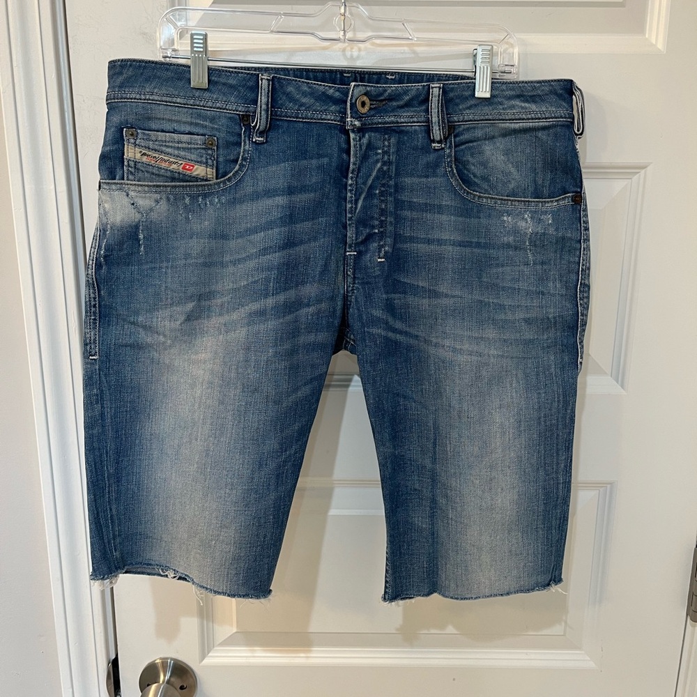Diesel Industry Zathan Men’s Cut Off Jean Shorts Blue Denim Size 33( Actual 36)